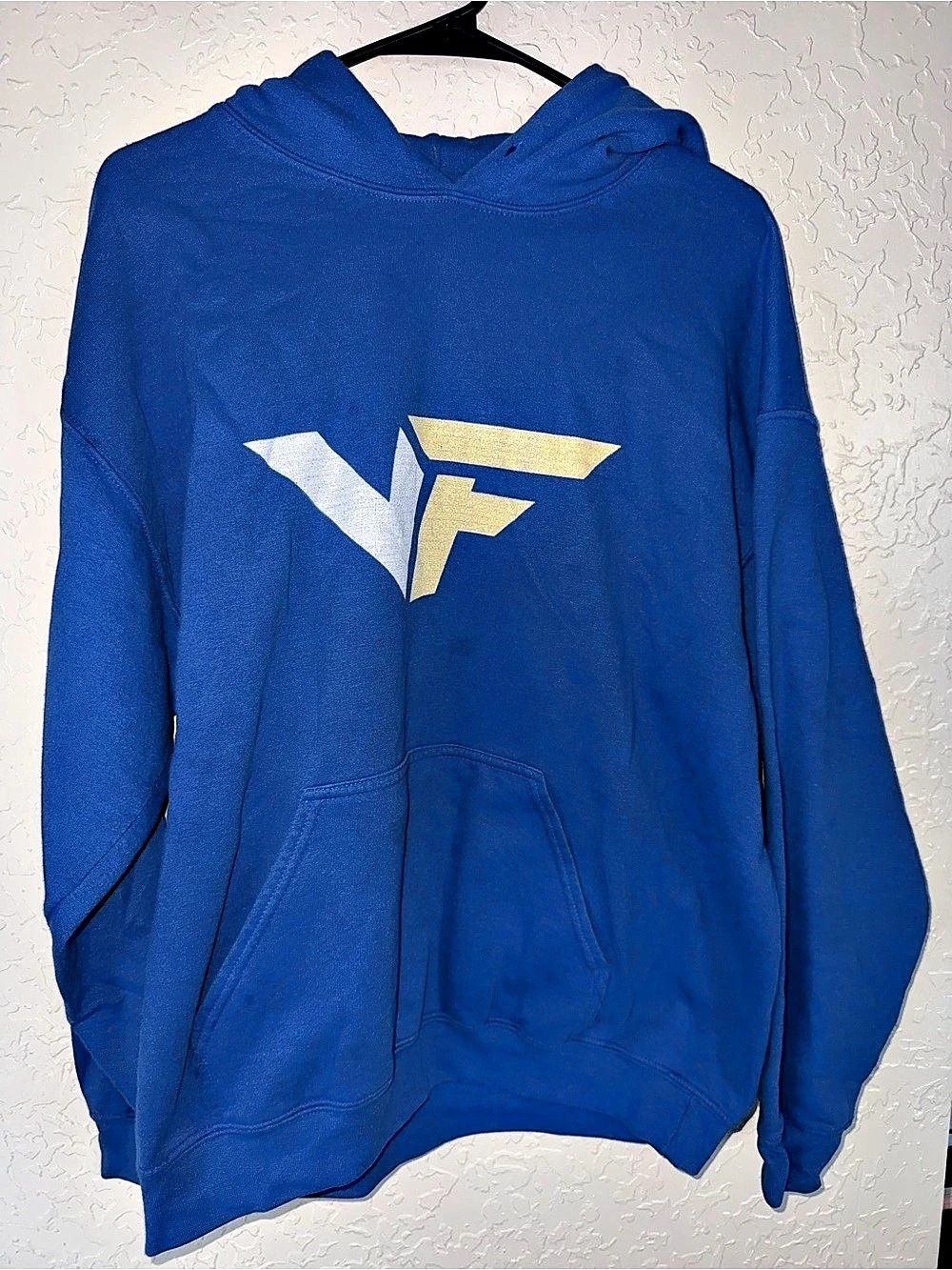 Gildan Heavy Blend VF Logo Royal Blue Pullover Hoodie Sweatshirt Size Large